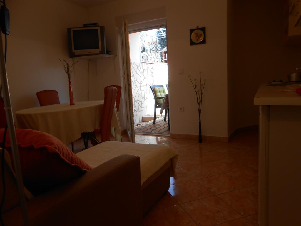 Apartments Luvi Traù Camera foto