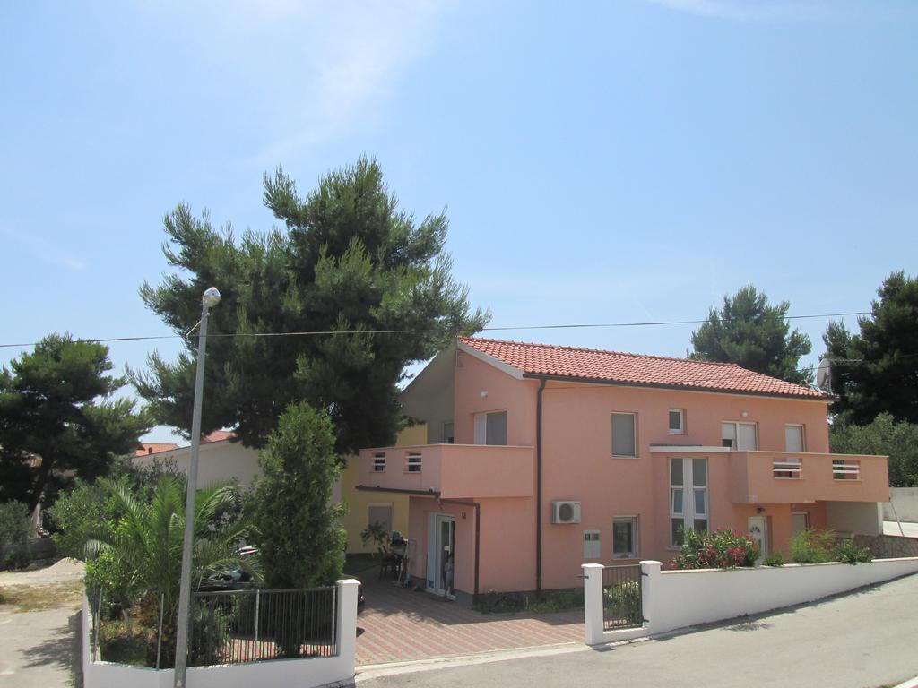 Apartments Luvi Traù Esterno foto